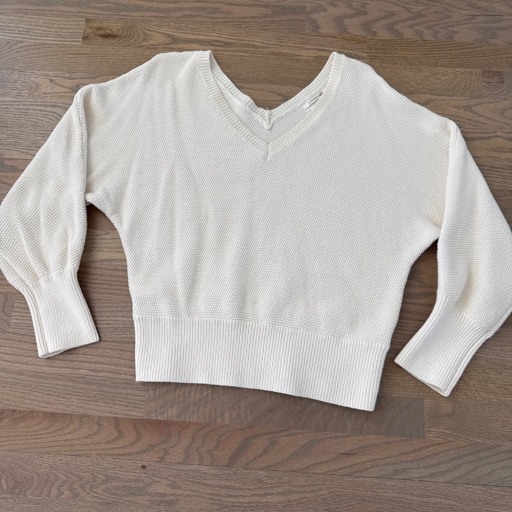Anthropology off white V Neck Sweater Size M - Picture 3 of 3
